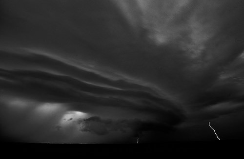 Den som sår vind skördar storm (Hosea 8:7)